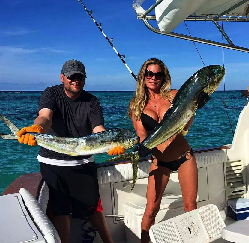 fishing on boat DR